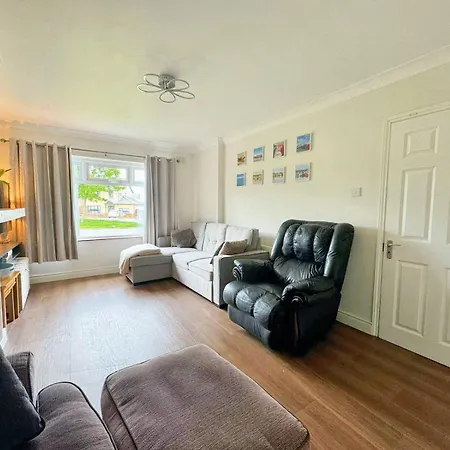 Spacious Family Friendly 4br Near Town Wexford