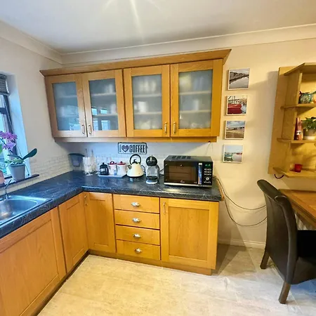 Spacious Family Friendly 4br Near Town * Wexford