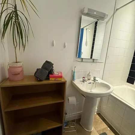 Spacious Family Friendly 4br Near Town * Wexford